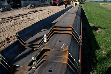 © Helmut Kloth: Spundbohlen