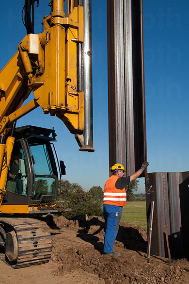 © Helmut Kloth: Spundbohlen